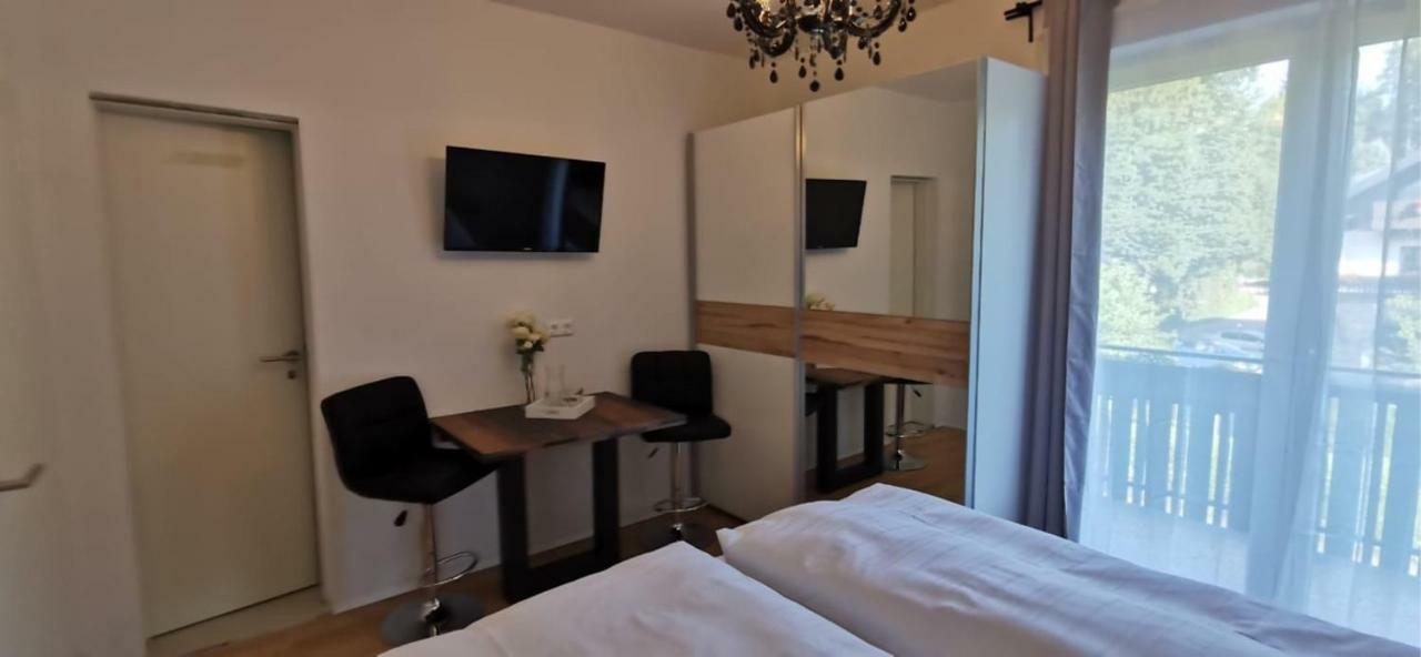 Enjoyit Velden West Otel Selpritsch Dış mekan fotoğraf